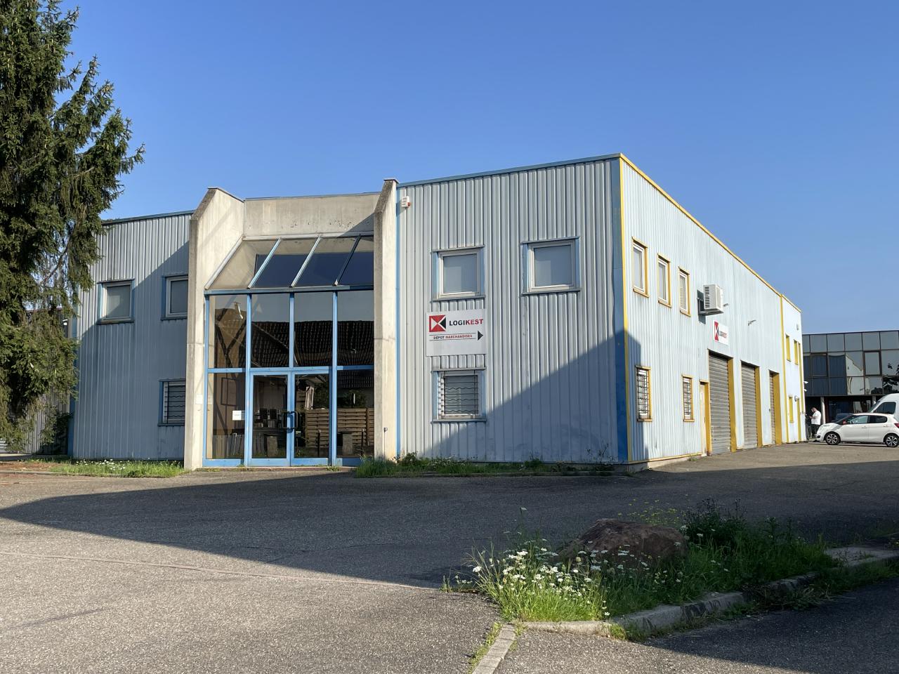 Local d'activité Geispolsheim 200m² Location local d'activité Geispolsheim Bas-Rhin OLACT2207835 0